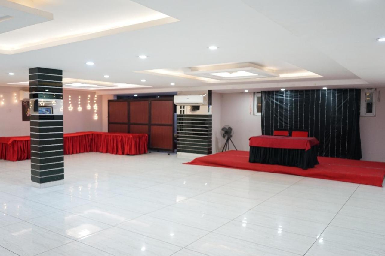 Hotel K3 Club Residency à Jhānsi Extérieur photo